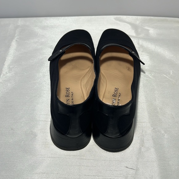 Taryn Rose , made in Italy shoe - Picture 2 of 5